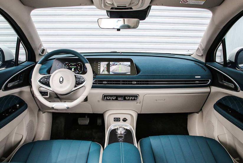 歐拉最新車型，引領(lǐng)未來的駕駛體驗