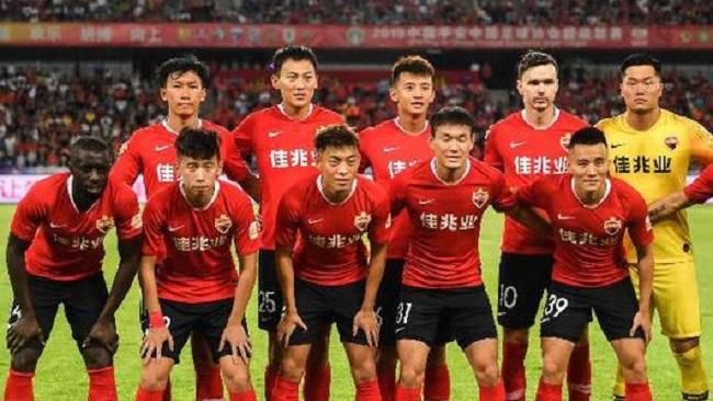 最新足球中超聯(lián)賽，激情與競爭的舞臺(tái)