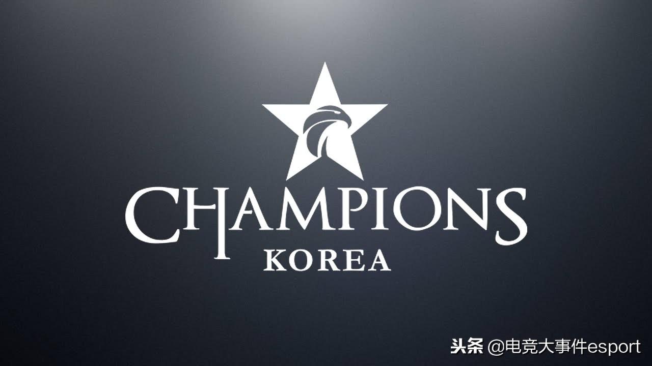 LOL S8最新動(dòng)態(tài)，英雄榮耀與戰(zhàn)火重燃的賽場傳奇